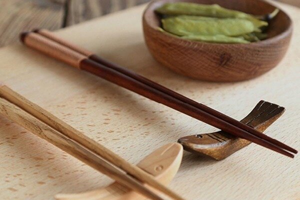 Japonlar ölçülü ve yavaş yemek yiyorlar, bu da aşırı yemelerine veya kilo almamalarına izin veriyor (Fotoğraf: Pixabay.com)
