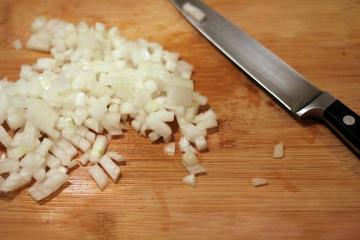 Fırın içinde soğan ve havuç, pirinç: en lezzetli ve sağlıklı garnitür