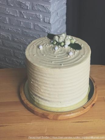 Düğün pastası üzerinde krem ​​kullanma seçeneği