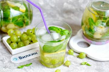 Bektaşi üzümü, kış için "Mojito" kompostosu